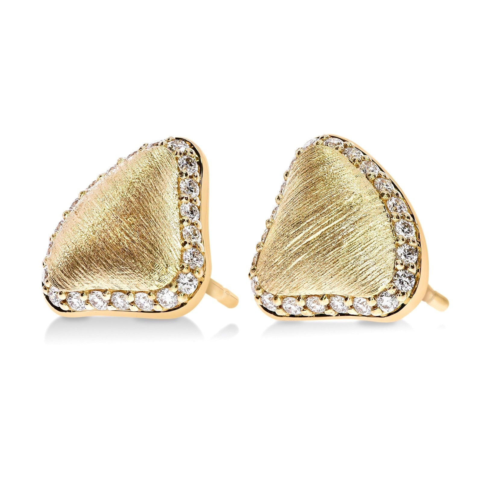 BRUSHED PEBBLE STUDS 18K YELLOW GOLD